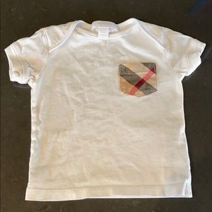 Burberry short sleeve tee with plaid pocket